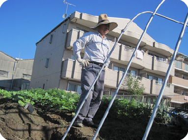 安藤農園の社長